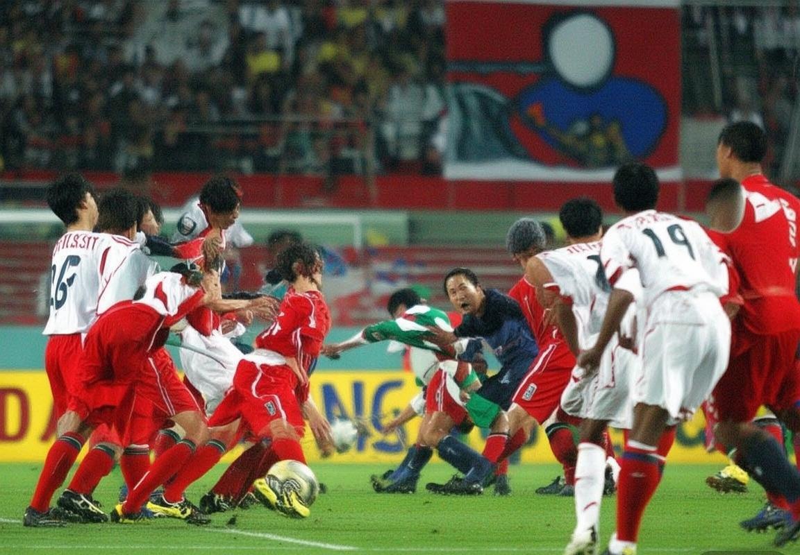 2002年世界杯：韩土激战，亚洲足球崛起见证