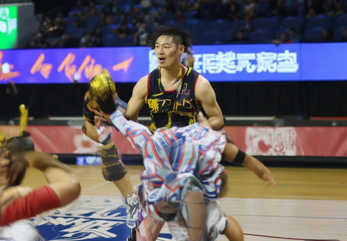 2018年CBA新疆对吉林巅峰对决：经典回顾与影响解析(图2)